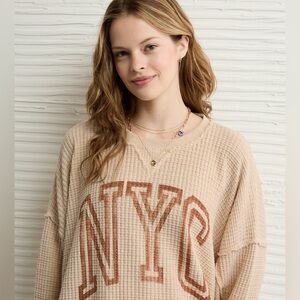 AE•Big Hug Crew Neck Waffle Sweatshirt NYC•Size XS•NWT